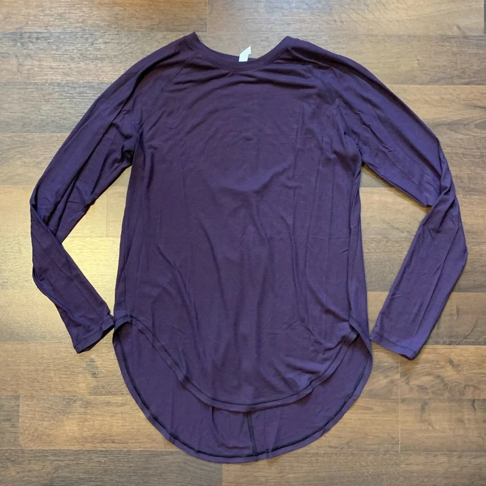 Under Armour Supreme Plum Long Sleeve Women's Top - Picture 2 of 5